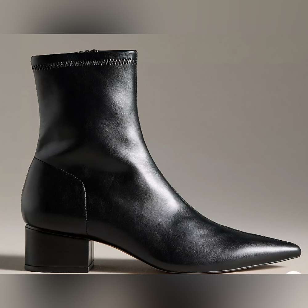 Silent D Short Kali Ankle Black Boots, Retail Price $160.00 USD, Size 5- 5.5 US - Picture 1 of 16